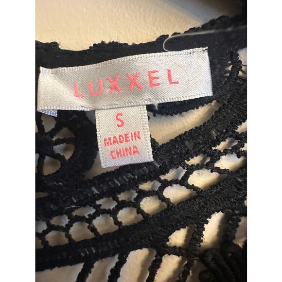 Luxxel Black Crochet Lace Romper S - Picture 4 of 4